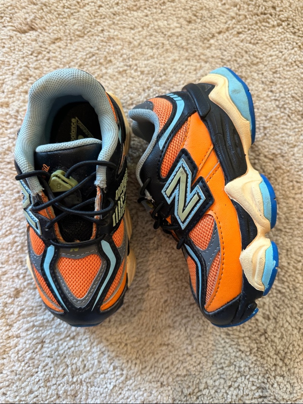 New Balance 9060
Sun Glow Team Sky Blue toddler 8.5